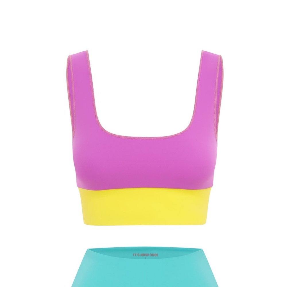"It's Now Cool" Brand. Swimsuit Top. New, never used.
Size Medium